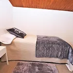 Hotel 100